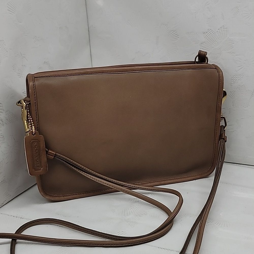 COACH Rare VINTAGE NYC CONVERIBLE BASIC BAG CLUTCH SHOULDER WRISTLET - Picture 4 of 13